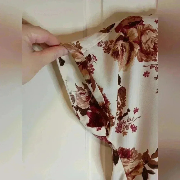 2/$30 Maurices Gold Zippered blouse Cottagecore Whimsy Feminine Dopamine (#591) - Picture 4 of 6